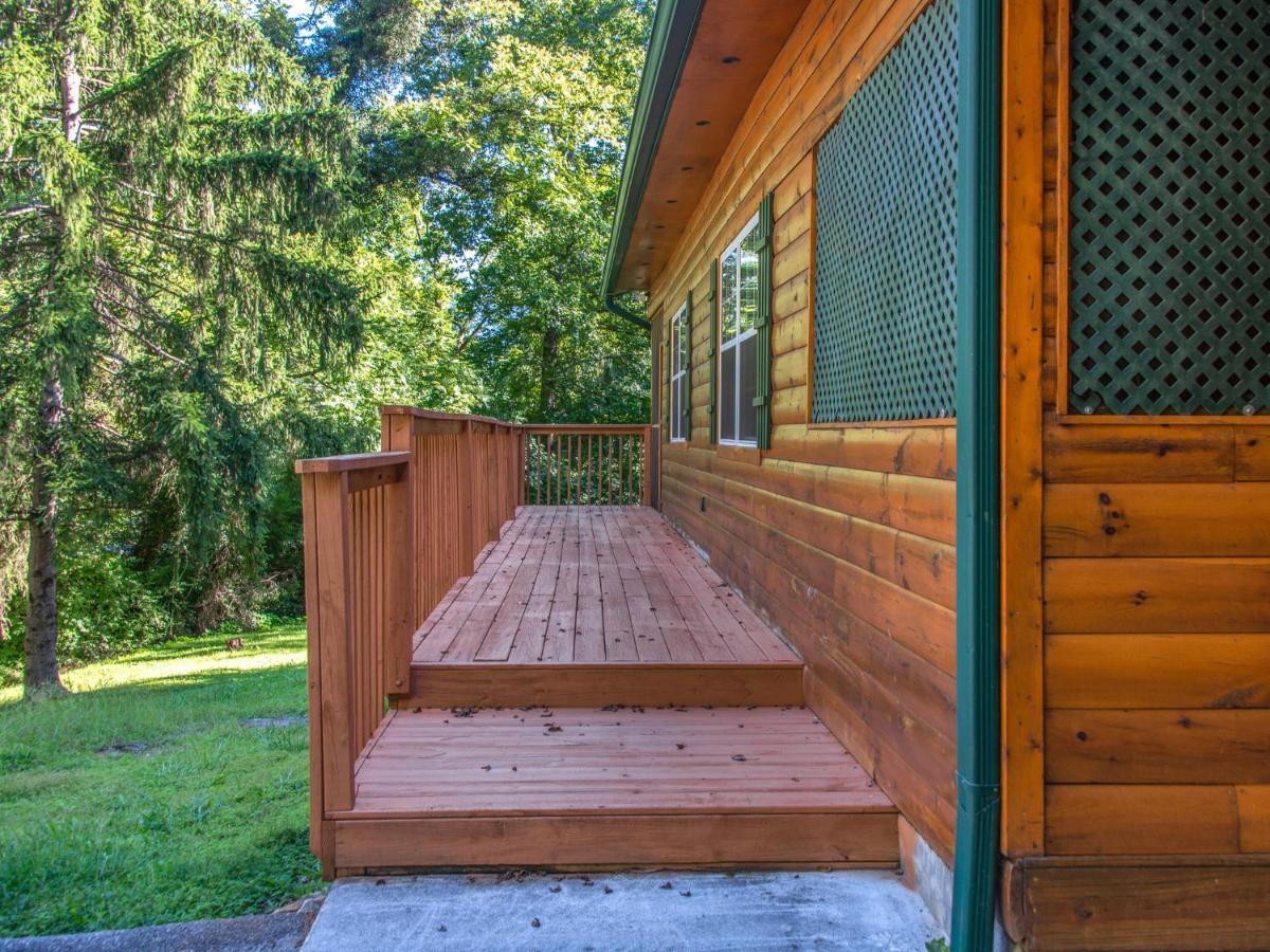 A Garden Blessing Villa Гетлинбург Екстериор снимка